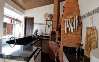 Casa para vender com 4 quartos, 324m² - 1968