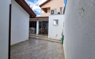 Casa para vender com 4 quartos, 324m² - 1964