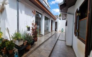 Casa para vender com 4 quartos, 324m² - 1967