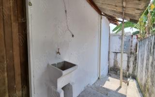 Casa para alugar com 1 quarto, 49m² - 2011