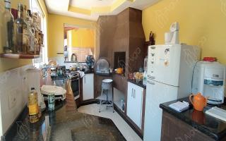 Casa para vender com 4 quartos, 200m² - 279