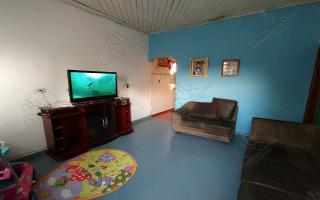 Casa para vender com 2 quartos, 352m² - 296