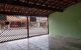 Casa para vender com 2 quartos, 94m² - 520