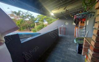 Casa para vender com 2 quartos, 108m² - 727