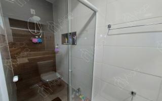 Casa para vender com 2 quartos, 108m² - 740