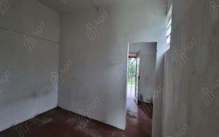 Casa para vender com 1 quarto, 290m² - 745