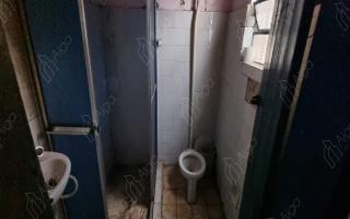 Casa para vender com 1 quarto, 204m² - 758