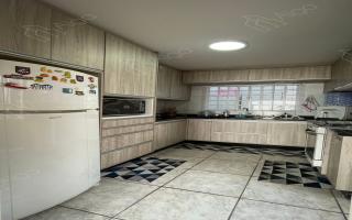 Casa para vender com 3 quartos, 300m² - 971