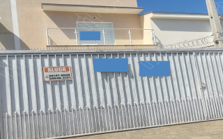 Casa para alugar ou vender com 2 quartos, 105m² - 1123