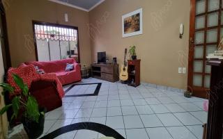 Casa para vender com 3 quartos, 259m² - 1169