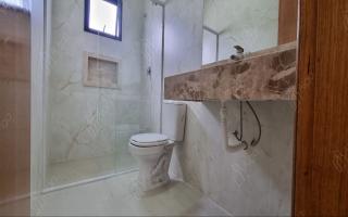 Casa para vender com 3 quartos, 200m² - 1573