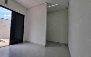 Casa para vender com 3 quartos, 200m² - 1576