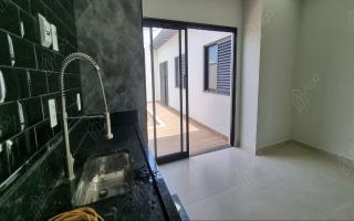 Casa para vender com 3 quartos, 200m² - 1584