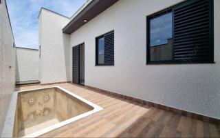 Casa para vender com 3 quartos, 200m² - 1587