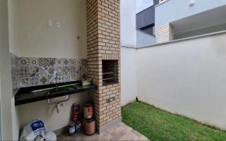Casa para vender com 3 quartos, 90m² - 1705