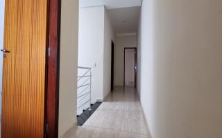 Casa para vender com 4 quartos, 294m² - 1805